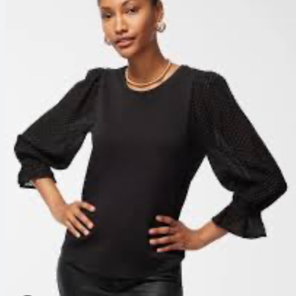 Chico’s Chiffon Sleeve Top in Black NEW!